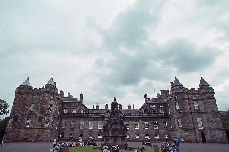 WT 3100 351-23 UK-3 1992.jpg